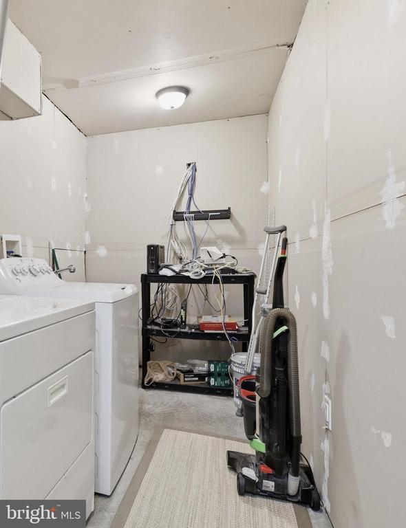 8507 OAK GLEN CT, FREDERICKSBURG, Virginia 22407, 4 Bedrooms Bedrooms, ,4 BathroomsBathrooms,Residential,8507 OAK GLEN CT,VASP2040792 MLS # VASP2040792