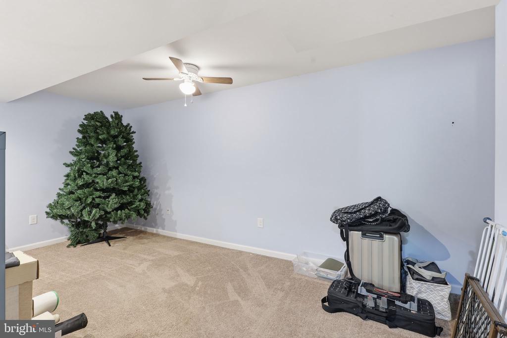 8507 OAK GLEN CT, FREDERICKSBURG, Virginia 22407, 4 Bedrooms Bedrooms, ,4 BathroomsBathrooms,Residential,8507 OAK GLEN CT,VASP2040792 MLS # VASP2040792