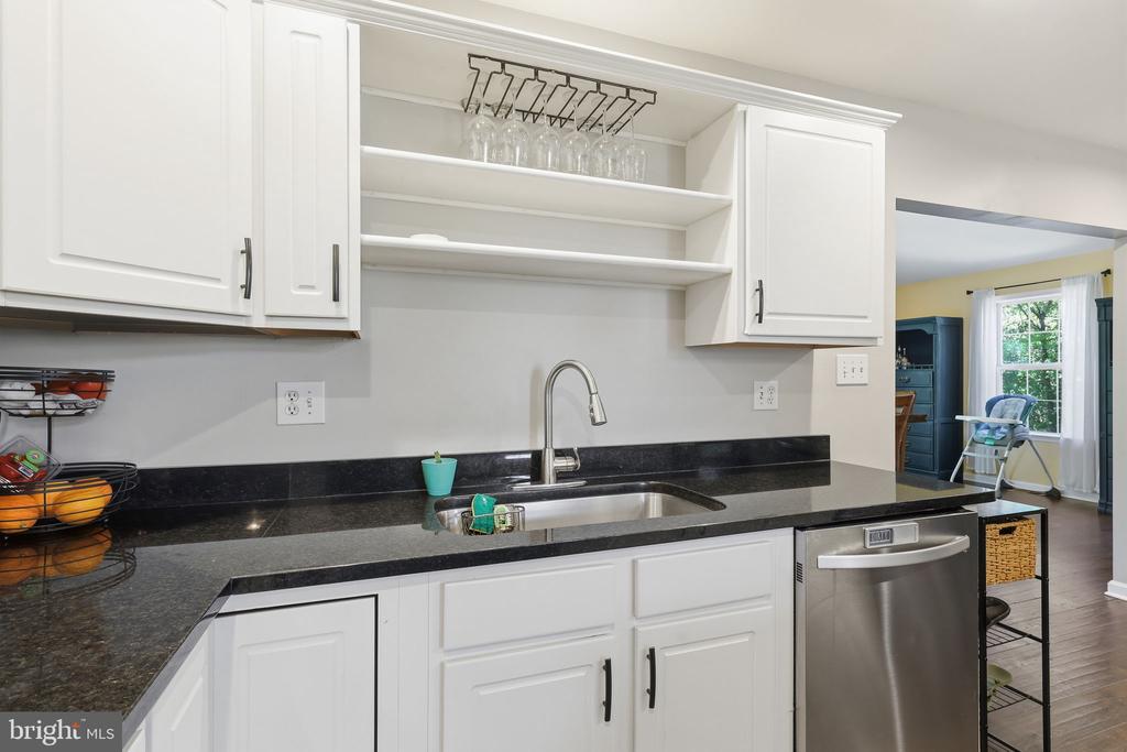 8507 OAK GLEN CT, FREDERICKSBURG, Virginia 22407, 4 Bedrooms Bedrooms, ,4 BathroomsBathrooms,Residential,8507 OAK GLEN CT,VASP2040792 MLS # VASP2040792