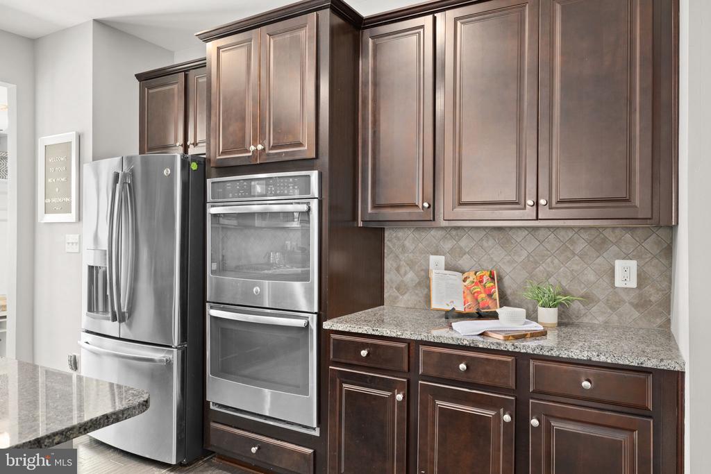 6016 GREENSPRING RD, FREDERICKSBURG, Virginia 22407, 6 Bedrooms Bedrooms, ,5 BathroomsBathrooms,Residential,6016 GREENSPRING RD,VASP2040998 MLS # VASP2040998