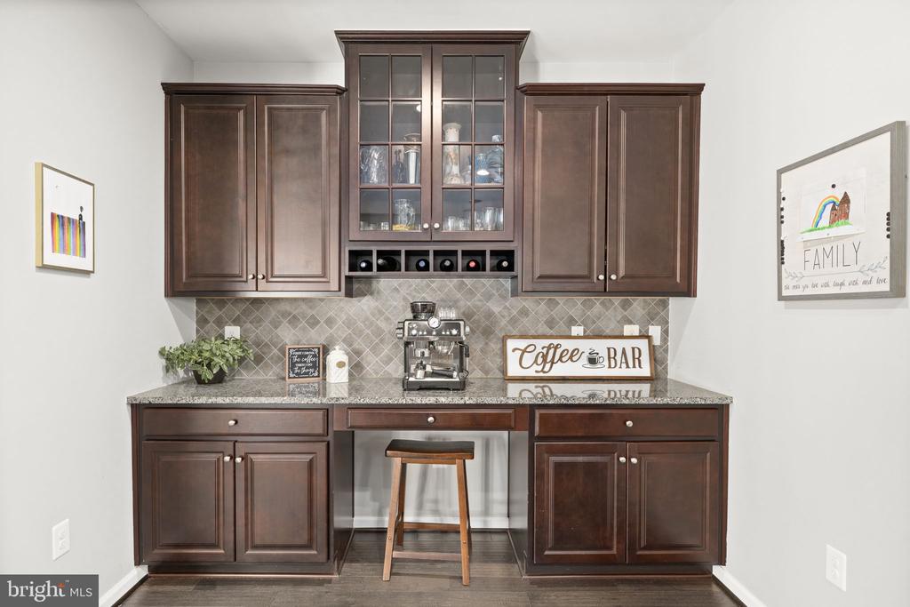 6016 GREENSPRING RD, FREDERICKSBURG, Virginia 22407, 6 Bedrooms Bedrooms, ,5 BathroomsBathrooms,Residential,6016 GREENSPRING RD,VASP2040998 MLS # VASP2040998