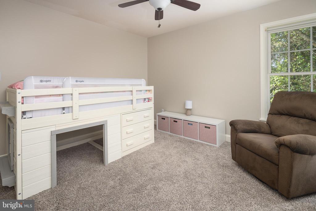 7584 MYERS CT, WARRENTON, Virginia 20187, 4 Bedrooms Bedrooms, ,3 BathroomsBathrooms,Residential,7584 MYERS CT,VAFQ2021594 MLS # VAFQ2021594