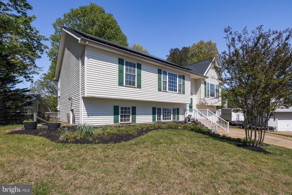 7584 MYERS CT, WARRENTON, Virginia 20187, 4 Bedrooms Bedrooms, ,3 BathroomsBathrooms,Residential,7584 MYERS CT,VAFQ2021594 MLS # VAFQ2021594