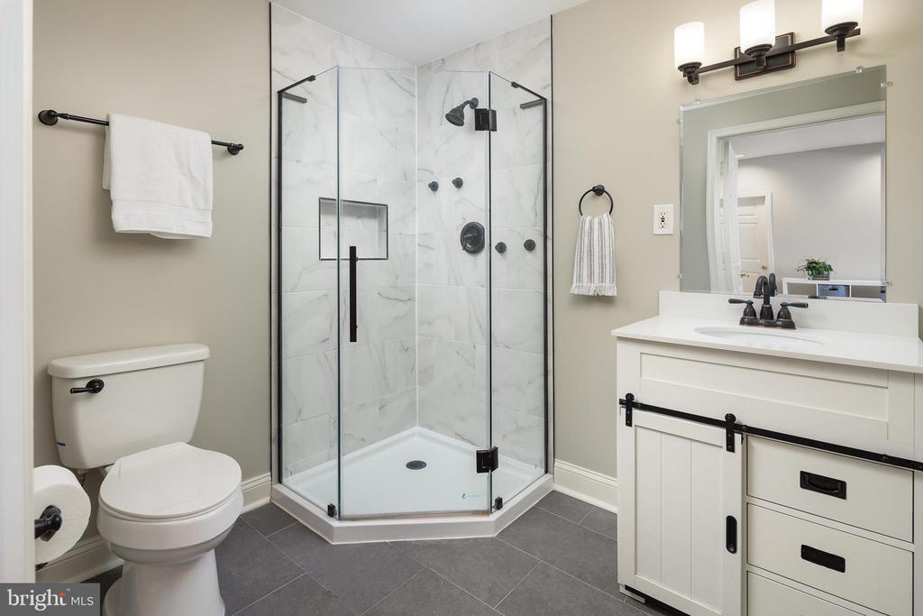 7584 MYERS CT, WARRENTON, Virginia 20187, 4 Bedrooms Bedrooms, ,3 BathroomsBathrooms,Residential,7584 MYERS CT,VAFQ2021594 MLS # VAFQ2021594