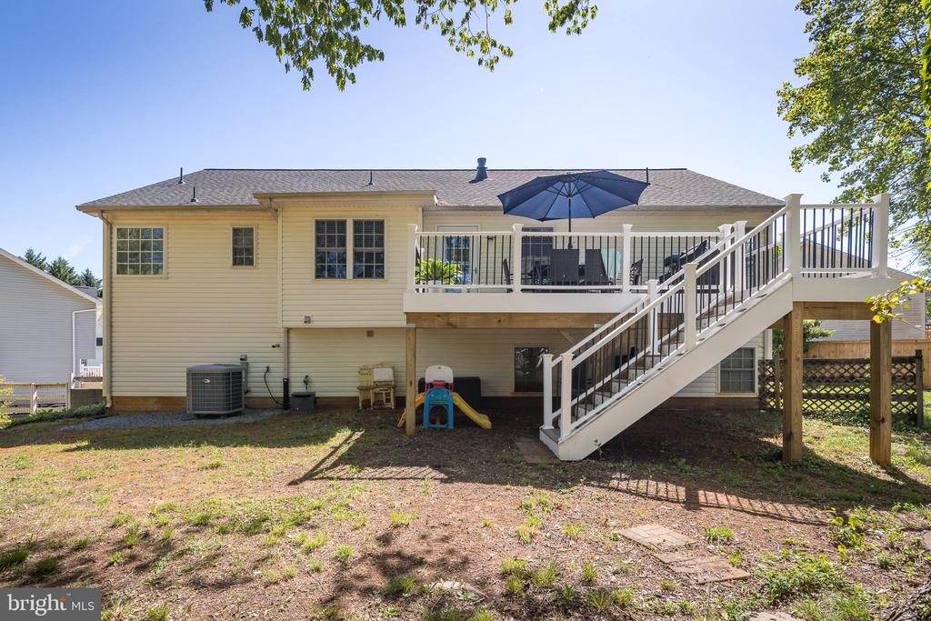 7584 MYERS CT, WARRENTON, Virginia 20187, 4 Bedrooms Bedrooms, ,3 BathroomsBathrooms,Residential,7584 MYERS CT,VAFQ2021594 MLS # VAFQ2021594