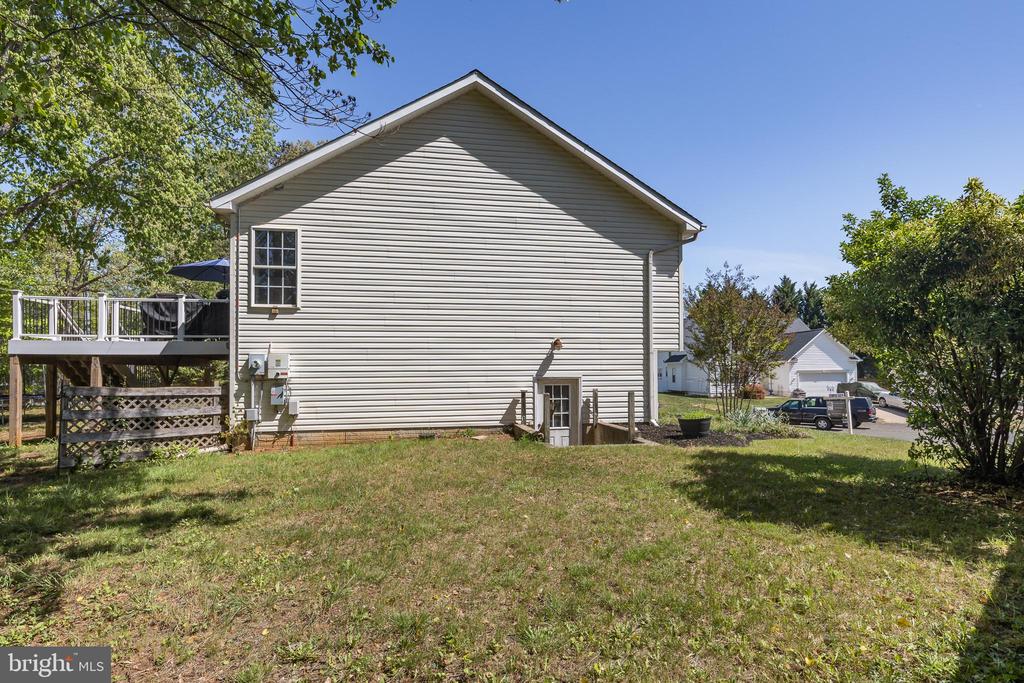 7584 MYERS CT, WARRENTON, Virginia 20187, 4 Bedrooms Bedrooms, ,3 BathroomsBathrooms,Residential,7584 MYERS CT,VAFQ2021594 MLS # VAFQ2021594