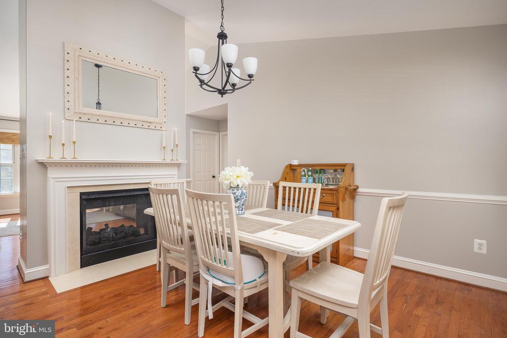 7584 MYERS CT, WARRENTON, Virginia 20187, 4 Bedrooms Bedrooms, ,3 BathroomsBathrooms,Residential,7584 MYERS CT,VAFQ2021594 MLS # VAFQ2021594