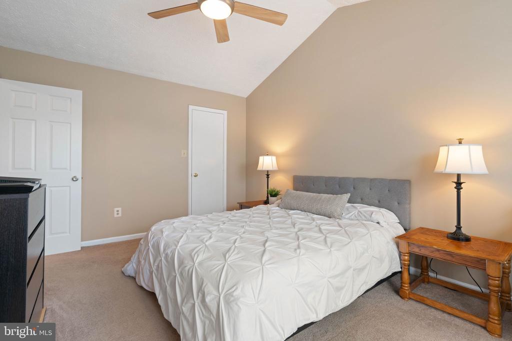 11031 THAXTON PL, FREDERICKSBURG, Virginia 22407, 2 Bedrooms Bedrooms, ,2 BathroomsBathrooms,Residential,VILLAGESS OF SAL,11031 THAXTON PL,VASP2041026 MLS # VASP2041026