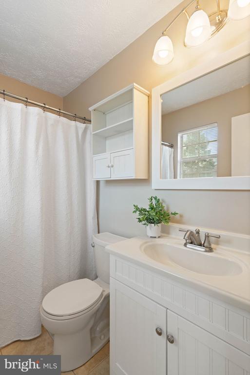 11031 THAXTON PL, FREDERICKSBURG, Virginia 22407, 2 Bedrooms Bedrooms, ,2 BathroomsBathrooms,Residential,VILLAGESS OF SAL,11031 THAXTON PL,VASP2041026 MLS # VASP2041026