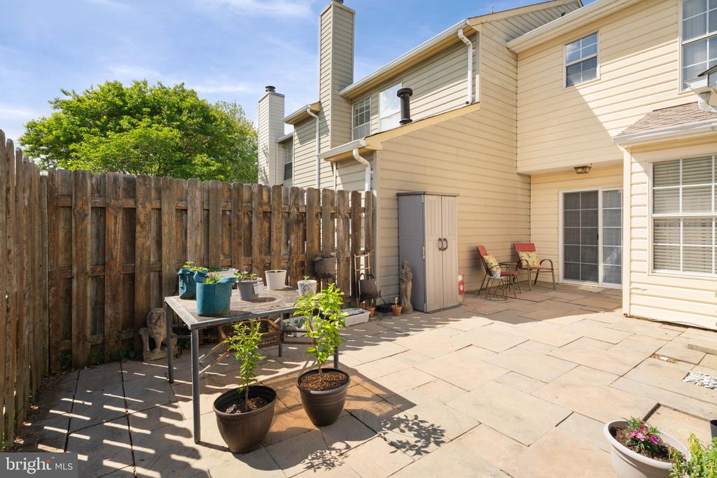 11031 THAXTON PL, FREDERICKSBURG, Virginia 22407, 2 Bedrooms Bedrooms, ,2 BathroomsBathrooms,Residential,VILLAGESS OF SAL,11031 THAXTON PL,VASP2041026 MLS # VASP2041026