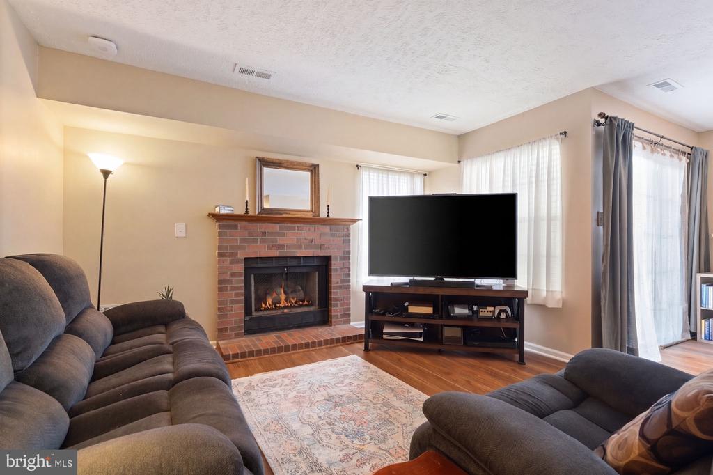 11031 THAXTON PL, FREDERICKSBURG, Virginia 22407, 2 Bedrooms Bedrooms, ,2 BathroomsBathrooms,Residential,VILLAGESS OF SAL,11031 THAXTON PL,VASP2041026 MLS # VASP2041026