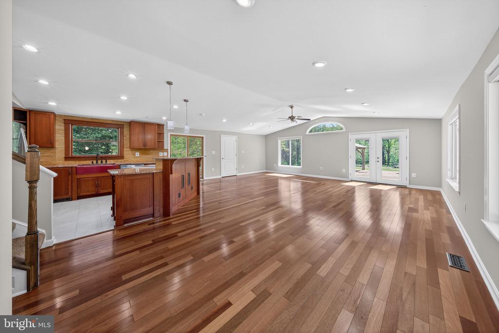 10037 COBBLER VIEW DR, DELAPLANE, Virginia 20144, 5 Bedrooms Bedrooms, ,3 BathroomsBathrooms,Residential,10037 COBBLER VIEW DR,VAFQ2021612 MLS # VAFQ2021612