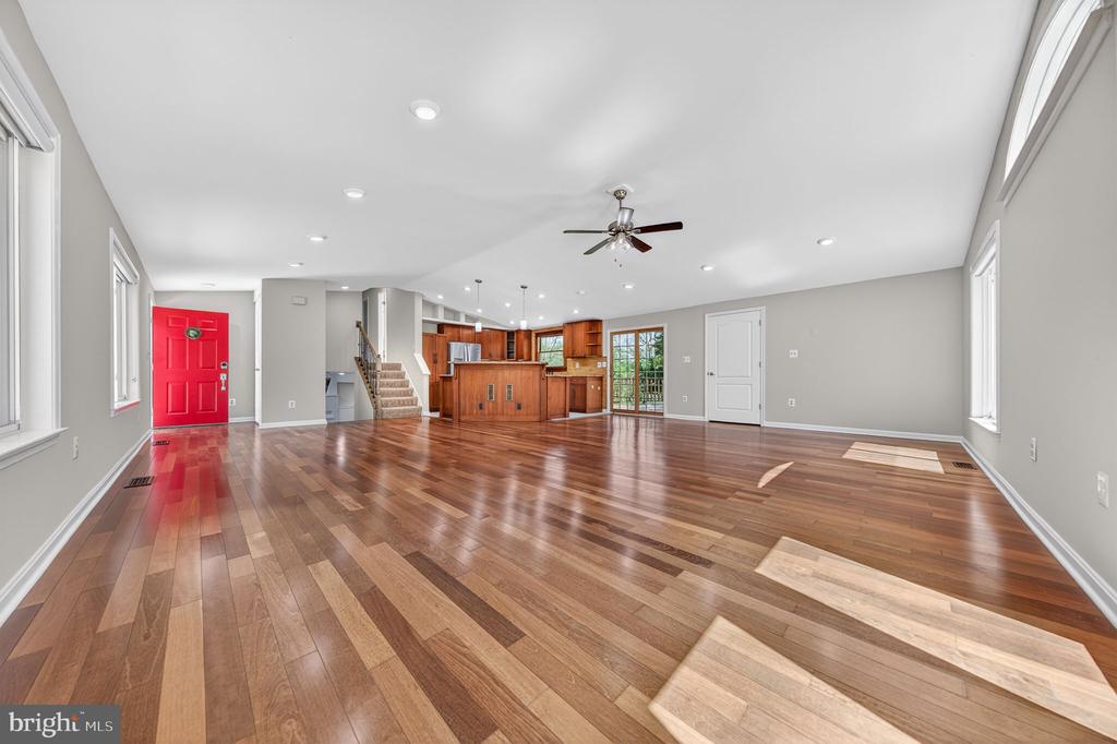 10037 COBBLER VIEW DR, DELAPLANE, Virginia 20144, 5 Bedrooms Bedrooms, ,3 BathroomsBathrooms,Residential,10037 COBBLER VIEW DR,VAFQ2021612 MLS # VAFQ2021612