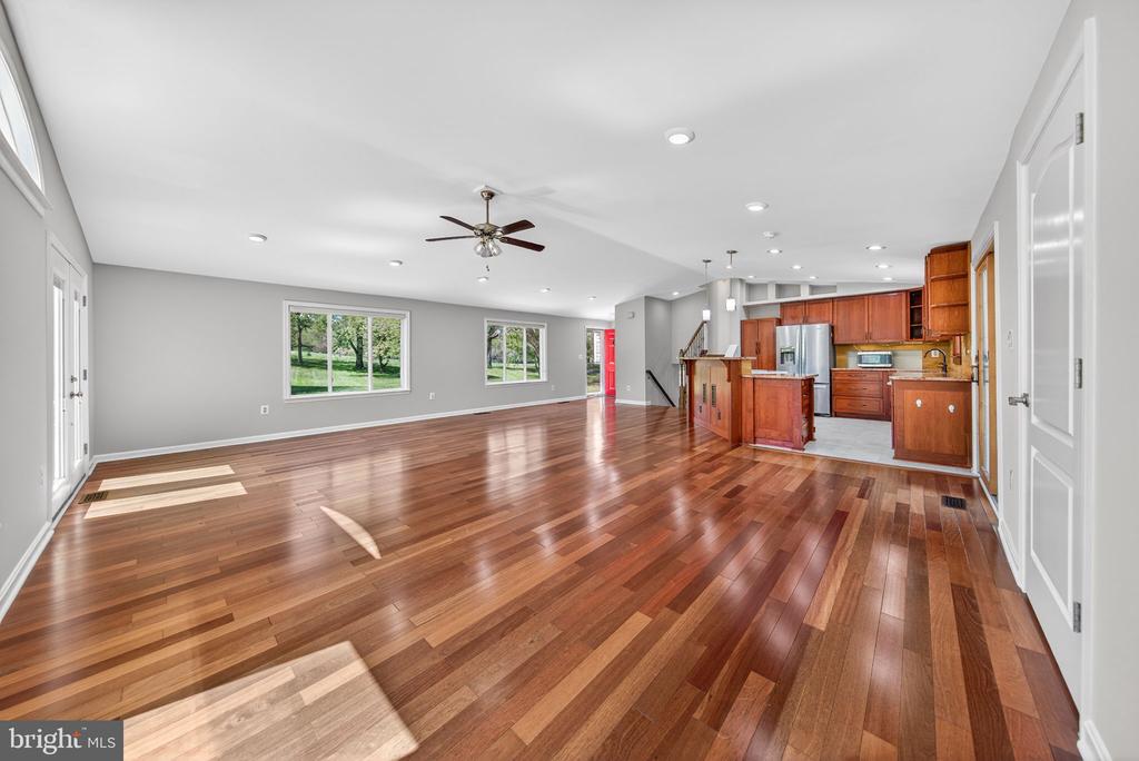 10037 COBBLER VIEW DR, DELAPLANE, Virginia 20144, 5 Bedrooms Bedrooms, ,3 BathroomsBathrooms,Residential,10037 COBBLER VIEW DR,VAFQ2021612 MLS # VAFQ2021612