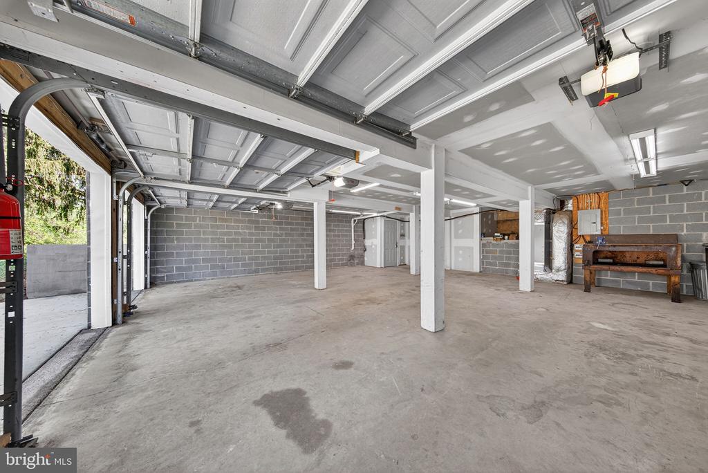 10037 COBBLER VIEW DR, DELAPLANE, Virginia 20144, 5 Bedrooms Bedrooms, ,3 BathroomsBathrooms,Residential,10037 COBBLER VIEW DR,VAFQ2021612 MLS # VAFQ2021612