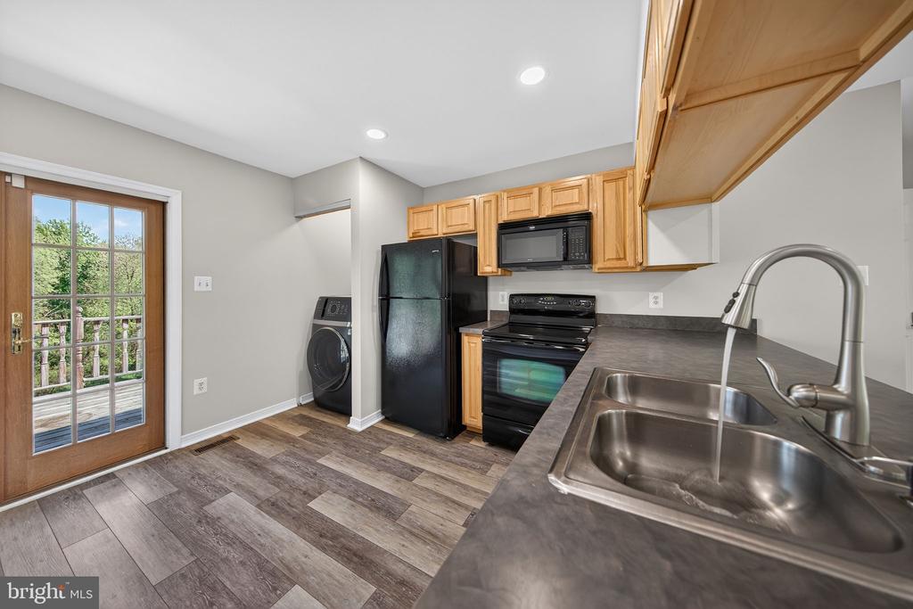 10037 COBBLER VIEW DR, DELAPLANE, Virginia 20144, 5 Bedrooms Bedrooms, ,3 BathroomsBathrooms,Residential,10037 COBBLER VIEW DR,VAFQ2021612 MLS # VAFQ2021612