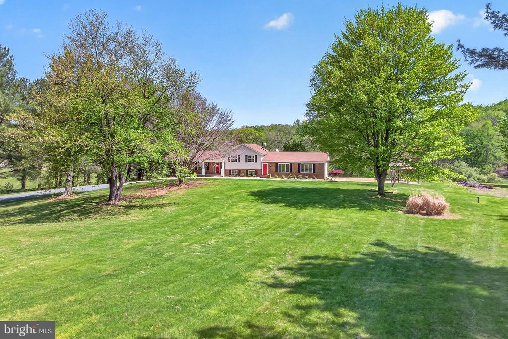 10037 COBBLER VIEW DR, DELAPLANE, Virginia 20144, 5 Bedrooms Bedrooms, ,3 BathroomsBathrooms,Residential,10037 COBBLER VIEW DR,VAFQ2021612 MLS # VAFQ2021612