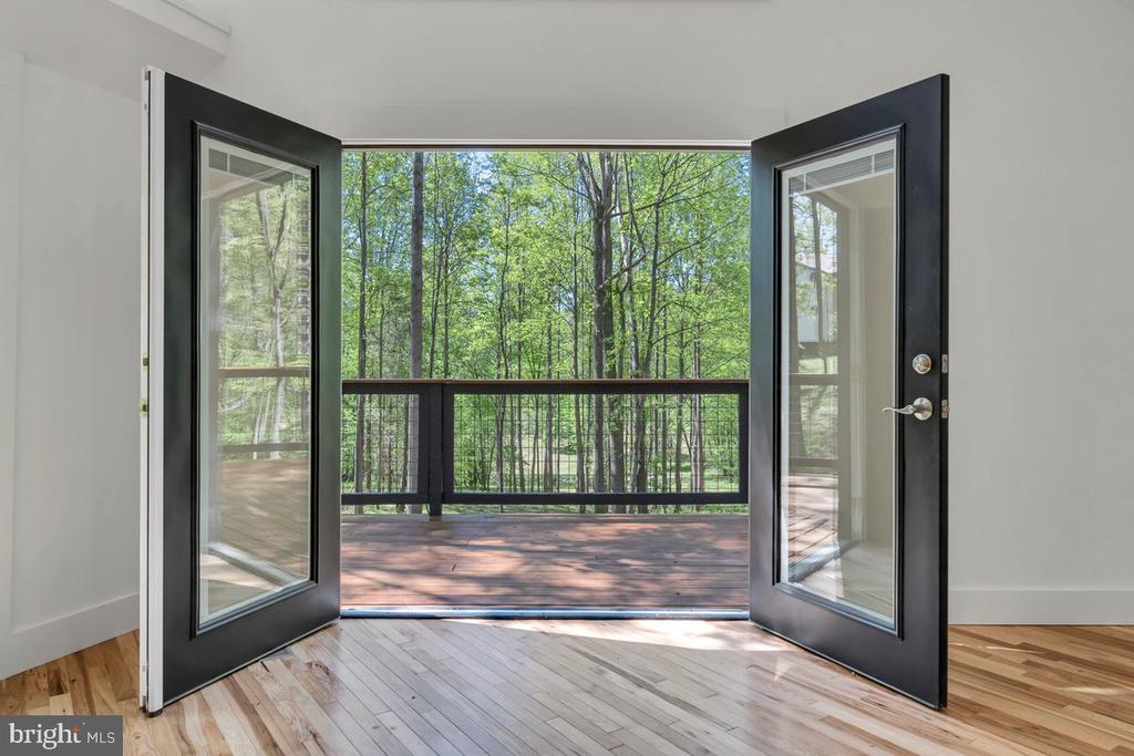 325 PERSIMMON HILL DR, ROSELAND, Virginia 22967, 3 Bedrooms Bedrooms, ,2 BathroomsBathrooms,Residential,325 PERSIMMON HILL DR,VANL2000656 MLS # VANL2000656