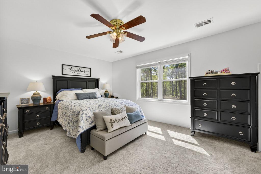 9396 DONNYBROOK DR, MIDLAND, Virginia 22728, 3 Bedrooms Bedrooms, ,2 BathroomsBathrooms,Residential,9396 DONNYBROOK DR,VAFQ2021626 MLS # VAFQ2021626