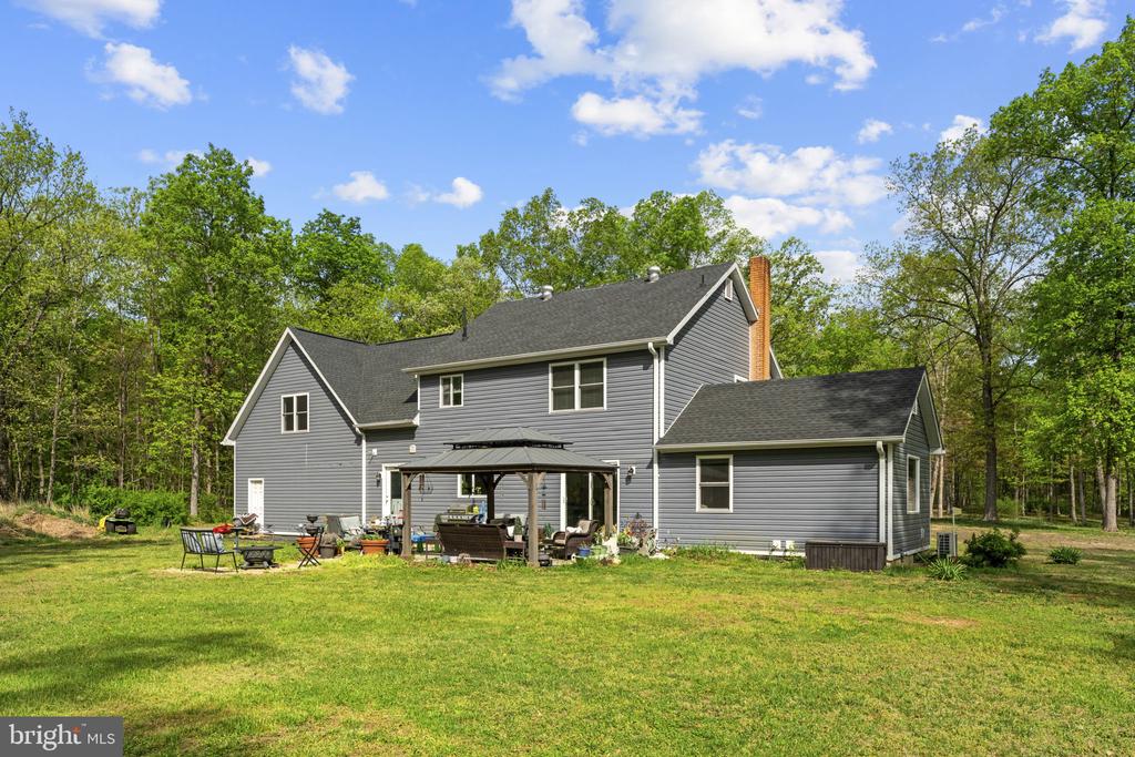 9396 DONNYBROOK DR, MIDLAND, Virginia 22728, 3 Bedrooms Bedrooms, ,2 BathroomsBathrooms,Residential,9396 DONNYBROOK DR,VAFQ2021626 MLS # VAFQ2021626