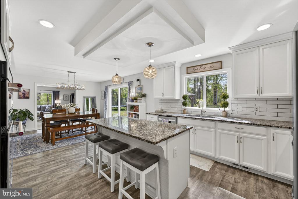 9396 DONNYBROOK DR, MIDLAND, Virginia 22728, 3 Bedrooms Bedrooms, ,2 BathroomsBathrooms,Residential,9396 DONNYBROOK DR,VAFQ2021626 MLS # VAFQ2021626