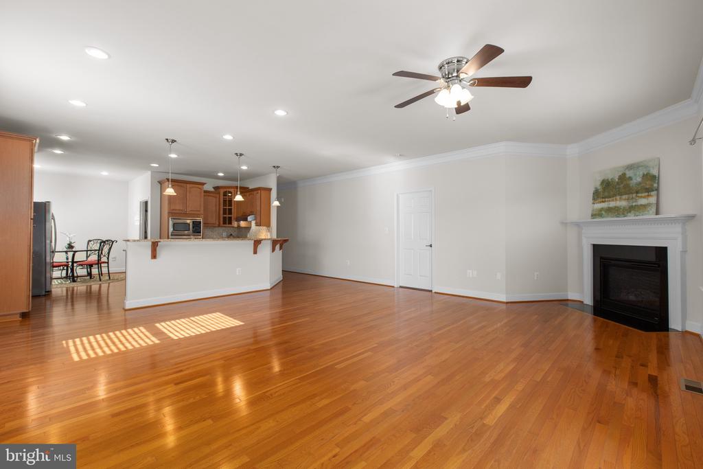 5817 S MILLS MANOR CT, FREDERICKSBURG, Virginia 22407, 3 Bedrooms Bedrooms, ,3 BathroomsBathrooms,Residential,5817 S MILLS MANOR CT,VASP2041108 MLS # VASP2041108