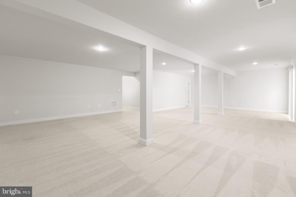 5817 S MILLS MANOR CT, FREDERICKSBURG, Virginia 22407, 3 Bedrooms Bedrooms, ,3 BathroomsBathrooms,Residential,5817 S MILLS MANOR CT,VASP2041108 MLS # VASP2041108