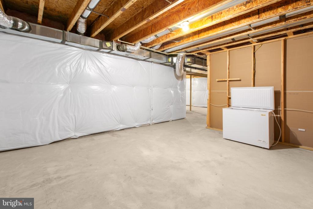 5817 S MILLS MANOR CT, FREDERICKSBURG, Virginia 22407, 3 Bedrooms Bedrooms, ,3 BathroomsBathrooms,Residential,5817 S MILLS MANOR CT,VASP2041108 MLS # VASP2041108