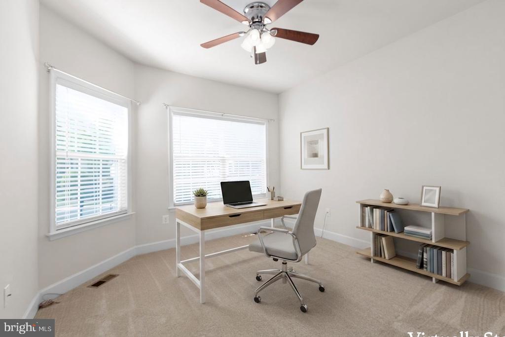 5817 S MILLS MANOR CT, FREDERICKSBURG, Virginia 22407, 3 Bedrooms Bedrooms, ,3 BathroomsBathrooms,Residential,5817 S MILLS MANOR CT,VASP2041108 MLS # VASP2041108