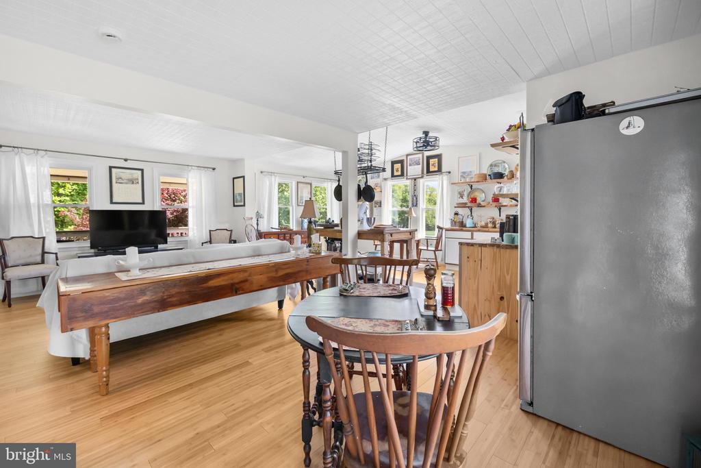 10444 WILLOWSPRING LN, WARRENTON, Virginia 20186, 3 Bedrooms Bedrooms, ,2 BathroomsBathrooms,Residential,10444 WILLOWSPRING LN,VAFQ2021630 MLS # VAFQ2021630