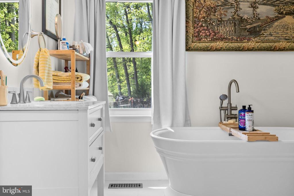 10444 WILLOWSPRING LN, WARRENTON, Virginia 20186, 3 Bedrooms Bedrooms, ,2 BathroomsBathrooms,Residential,10444 WILLOWSPRING LN,VAFQ2021630 MLS # VAFQ2021630