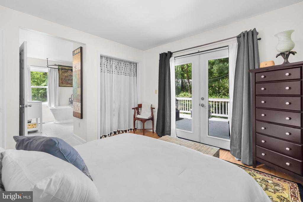 10444 WILLOWSPRING LN, WARRENTON, Virginia 20186, 3 Bedrooms Bedrooms, ,2 BathroomsBathrooms,Residential,10444 WILLOWSPRING LN,VAFQ2021630 MLS # VAFQ2021630