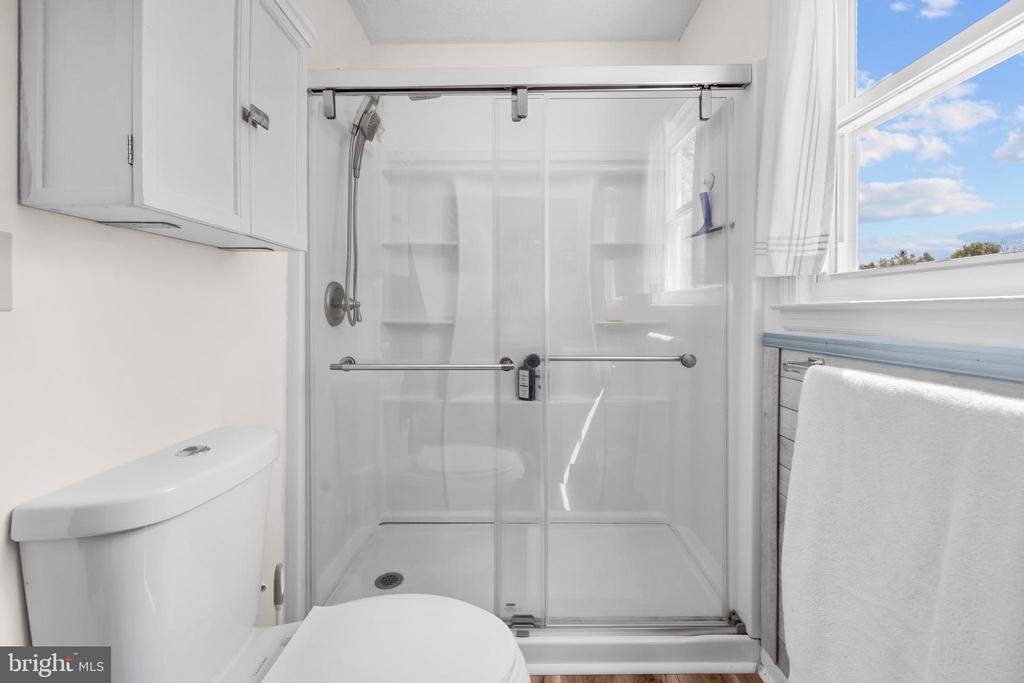 10444 WILLOWSPRING LN, WARRENTON, Virginia 20186, 3 Bedrooms Bedrooms, ,2 BathroomsBathrooms,Residential,10444 WILLOWSPRING LN,VAFQ2021630 MLS # VAFQ2021630