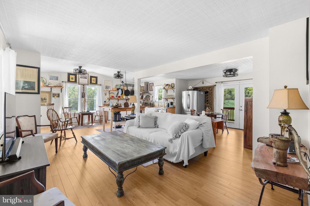 10444 WILLOWSPRING LN, WARRENTON, Virginia 20186, 3 Bedrooms Bedrooms, ,2 BathroomsBathrooms,Residential,10444 WILLOWSPRING LN,VAFQ2021630 MLS # VAFQ2021630