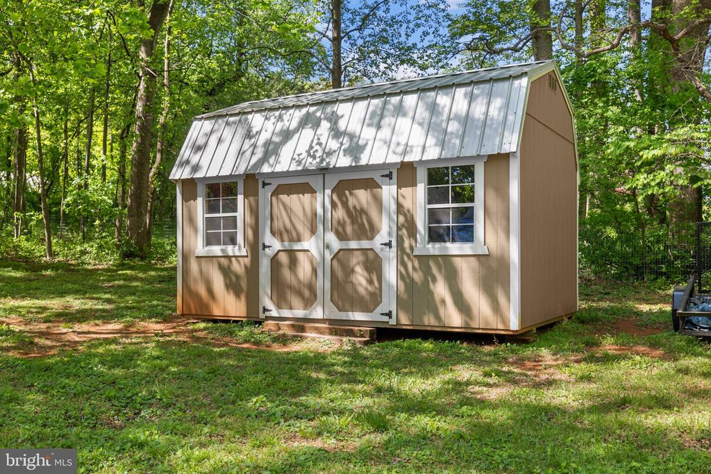 10444 WILLOWSPRING LN, WARRENTON, Virginia 20186, 3 Bedrooms Bedrooms, ,2 BathroomsBathrooms,Residential,10444 WILLOWSPRING LN,VAFQ2021630 MLS # VAFQ2021630