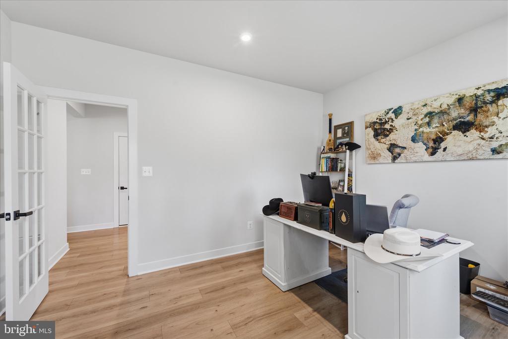 2008 WOODSTOCK ST, WARRENTON, Virginia 20187, 4 Bedrooms Bedrooms, ,3 BathroomsBathrooms,Residential,2008 WOODSTOCK ST,VAFQ2021656 MLS # VAFQ2021656