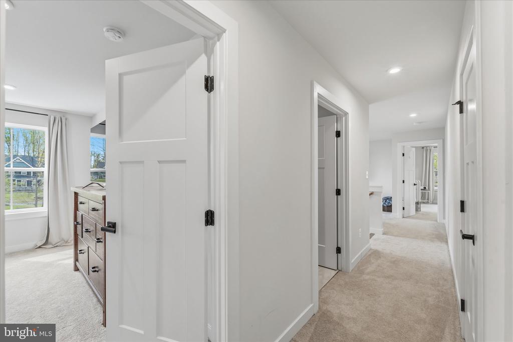 2008 WOODSTOCK ST, WARRENTON, Virginia 20187, 4 Bedrooms Bedrooms, ,3 BathroomsBathrooms,Residential,2008 WOODSTOCK ST,VAFQ2021656 MLS # VAFQ2021656