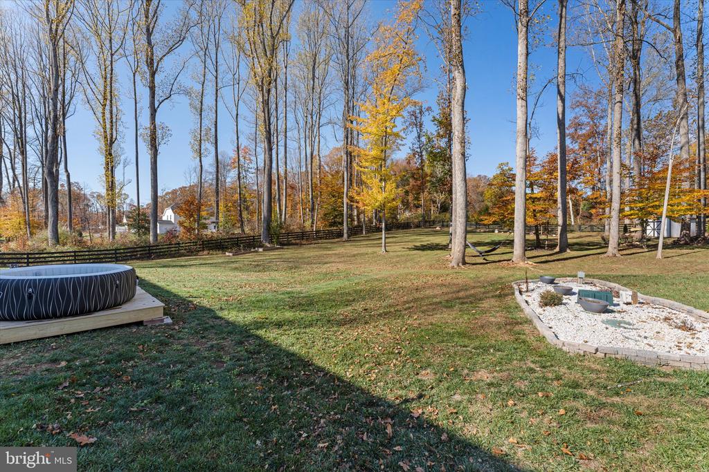 2008 WOODSTOCK ST, WARRENTON, Virginia 20187, 4 Bedrooms Bedrooms, ,3 BathroomsBathrooms,Residential,2008 WOODSTOCK ST,VAFQ2021656 MLS # VAFQ2021656