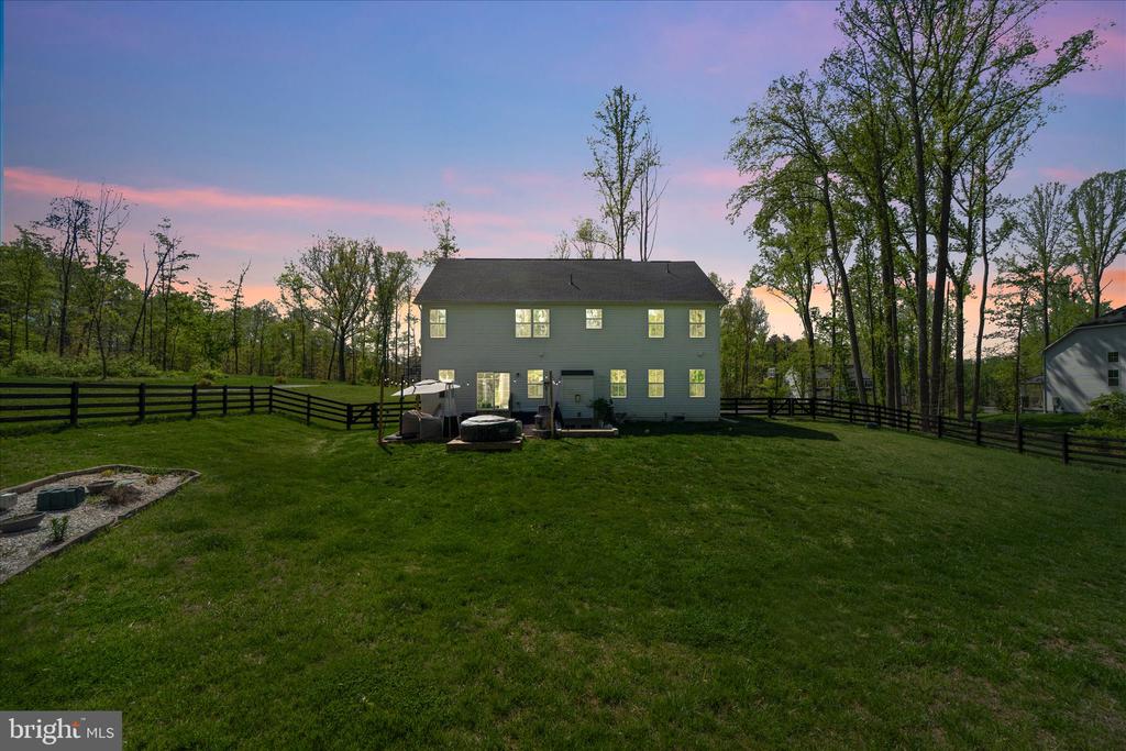 2008 WOODSTOCK ST, WARRENTON, Virginia 20187, 4 Bedrooms Bedrooms, ,3 BathroomsBathrooms,Residential,2008 WOODSTOCK ST,VAFQ2021656 MLS # VAFQ2021656