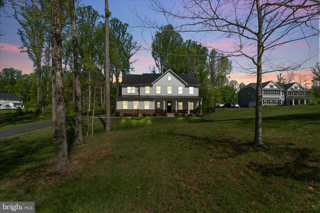 2008 WOODSTOCK ST, WARRENTON, Virginia 20187, 4 Bedrooms Bedrooms, ,3 BathroomsBathrooms,Residential,2008 WOODSTOCK ST,VAFQ2021656 MLS # VAFQ2021656