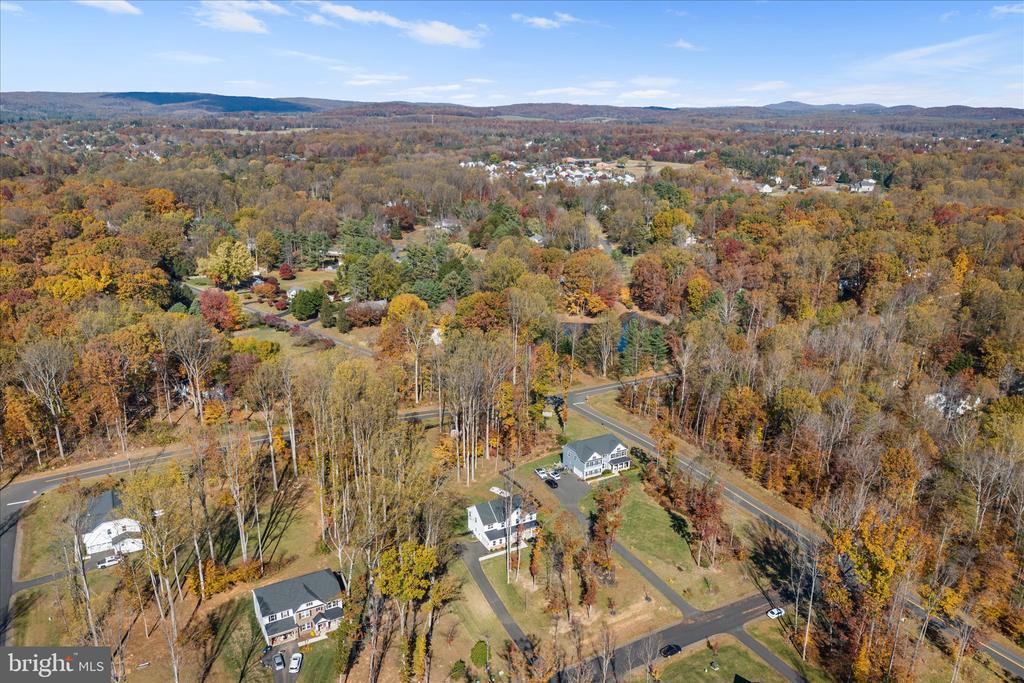 2008 WOODSTOCK ST, WARRENTON, Virginia 20187, 4 Bedrooms Bedrooms, ,3 BathroomsBathrooms,Residential,2008 WOODSTOCK ST,VAFQ2021656 MLS # VAFQ2021656