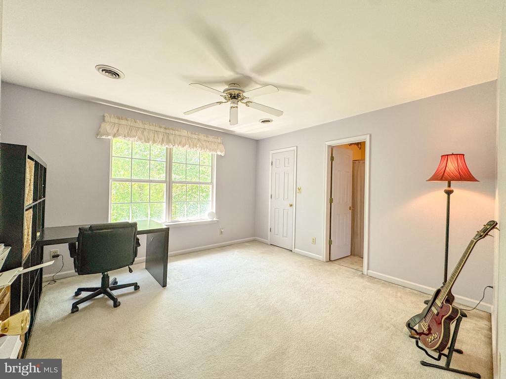 4120 GLOUSTER LN, FREDERICKSBURG, Virginia 22408, 3 Bedrooms Bedrooms, ,2 BathroomsBathrooms,Residential,4120 GLOUSTER LN,VASP2041040 MLS # VASP2041040