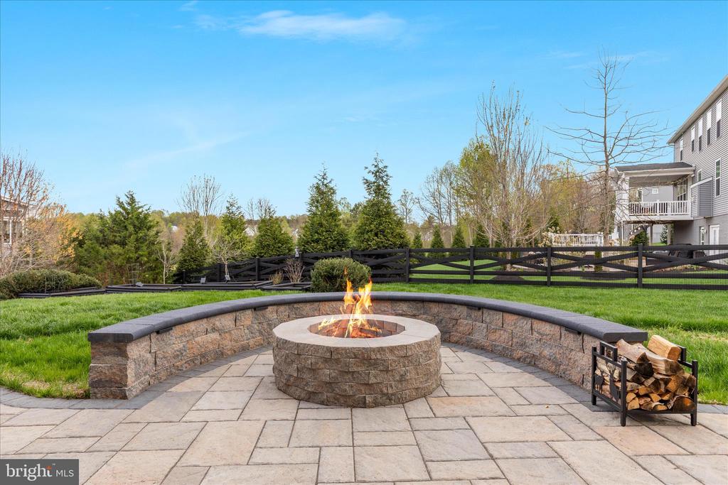 6443 BOB WHITE DR, WARRENTON, Virginia 20187, 5 Bedrooms Bedrooms, ,4 BathroomsBathrooms,Residential,6443 BOB WHITE DR,VAFQ2021692 MLS # VAFQ2021692