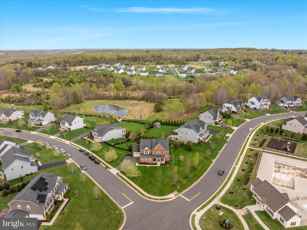 6443 BOB WHITE DR, WARRENTON, Virginia 20187, 5 Bedrooms Bedrooms, ,4 BathroomsBathrooms,Residential,6443 BOB WHITE DR,VAFQ2021692 MLS # VAFQ2021692