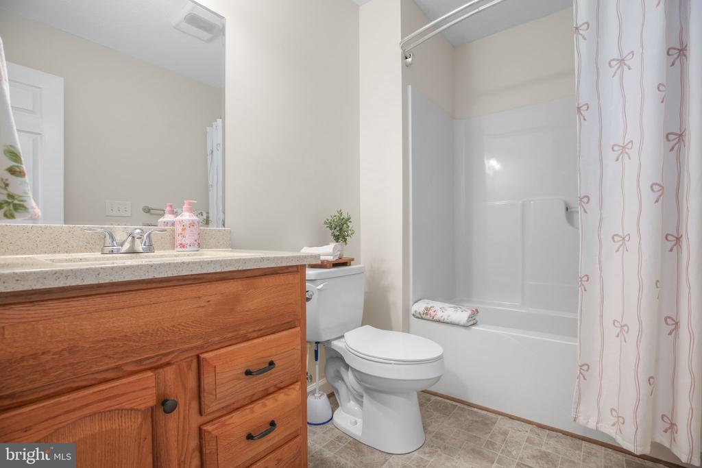 33 AUSTIN WAY, BUMPASS, Virginia 23024, 3 Bedrooms Bedrooms, ,2 BathroomsBathrooms,Residential,33 AUSTIN WAY,VALA2009632 MLS # VALA2009632