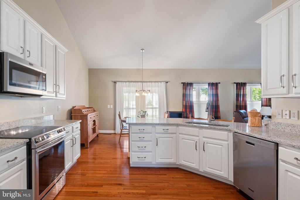 2707 GLENDAS WAY, FREDERICKSBURG, Virginia 22408, 3 Bedrooms Bedrooms, ,3 BathroomsBathrooms,Residential,2707 GLENDAS WAY,VASP2040780 MLS # VASP2040780