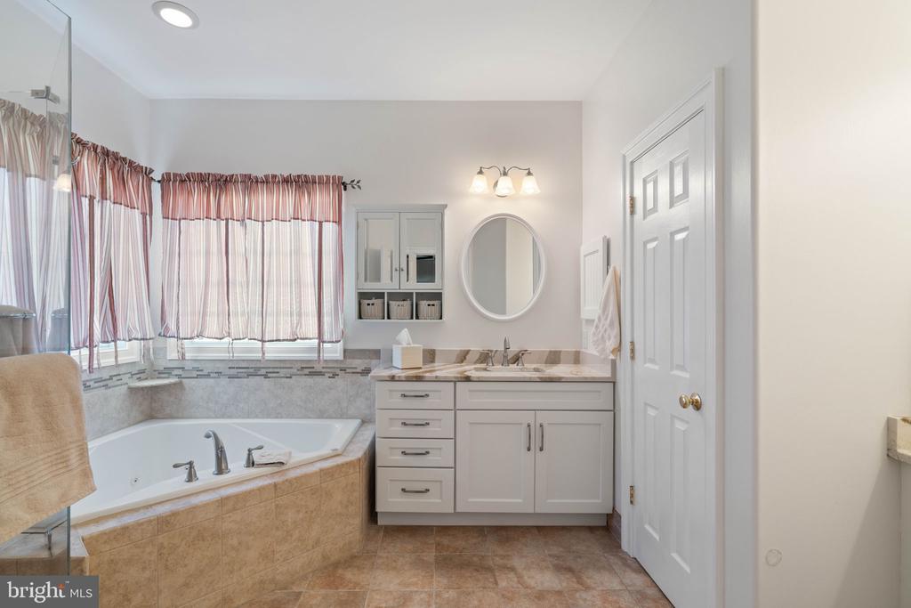 2707 GLENDAS WAY, FREDERICKSBURG, Virginia 22408, 3 Bedrooms Bedrooms, ,3 BathroomsBathrooms,Residential,2707 GLENDAS WAY,VASP2040780 MLS # VASP2040780