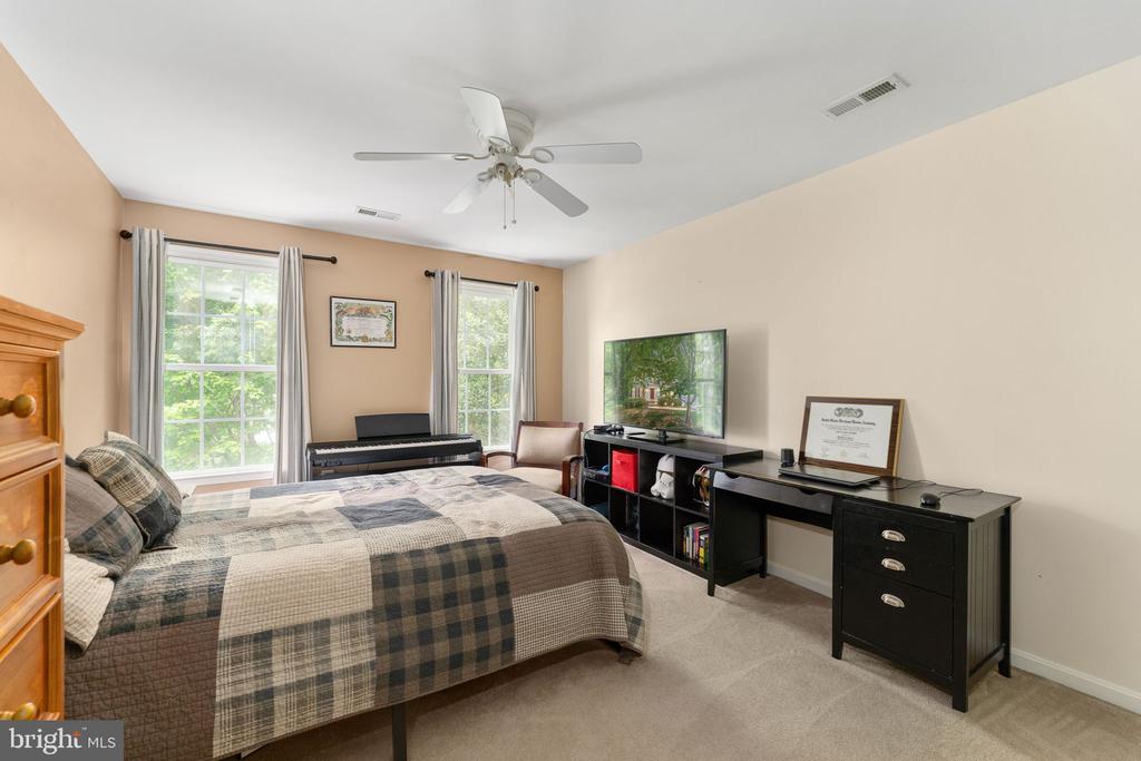 11004 COPELAND CT, FREDERICKSBURG, Virginia 22407, 4 Bedrooms Bedrooms, ,3 BathroomsBathrooms,Residential,11004 COPELAND CT,VASP2041236 MLS # VASP2041236