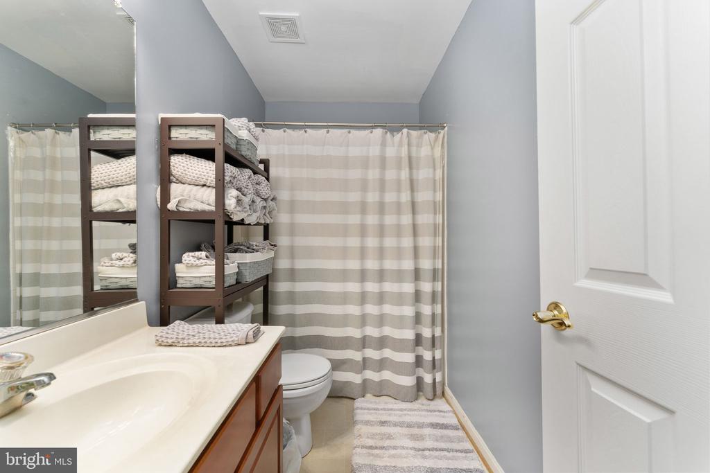 11004 COPELAND CT, FREDERICKSBURG, Virginia 22407, 4 Bedrooms Bedrooms, ,3 BathroomsBathrooms,Residential,11004 COPELAND CT,VASP2041236 MLS # VASP2041236