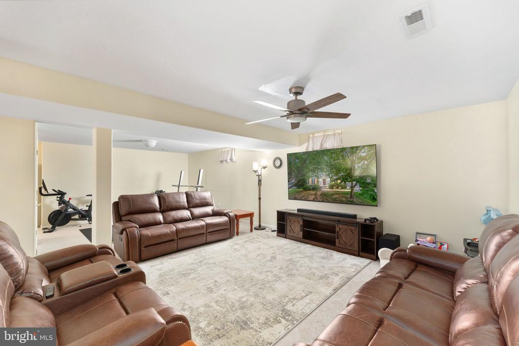 11004 COPELAND CT, FREDERICKSBURG, Virginia 22407, 4 Bedrooms Bedrooms, ,3 BathroomsBathrooms,Residential,11004 COPELAND CT,VASP2041236 MLS # VASP2041236